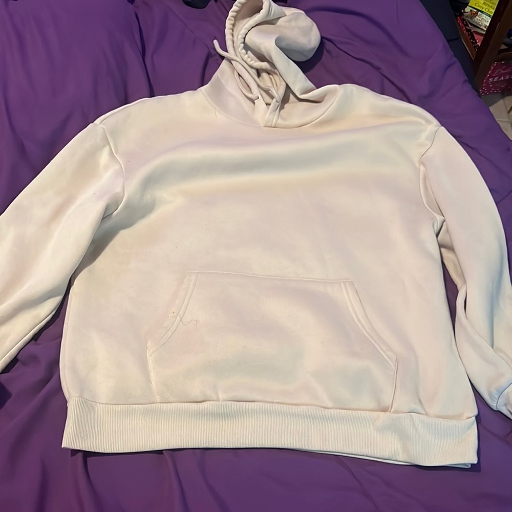 One pocket draw string hoodie